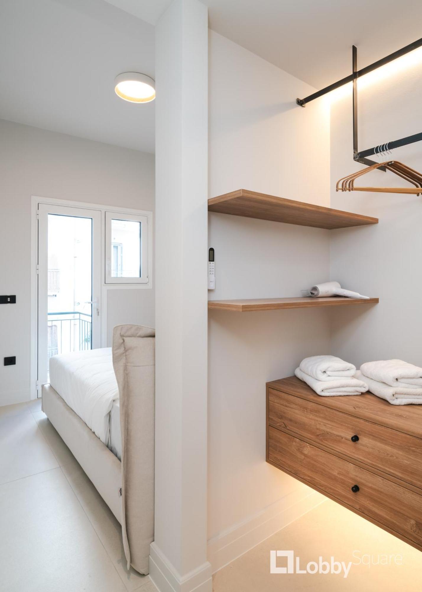 Muse Apartment By Lobbysquare アテネ エクステリア 写真