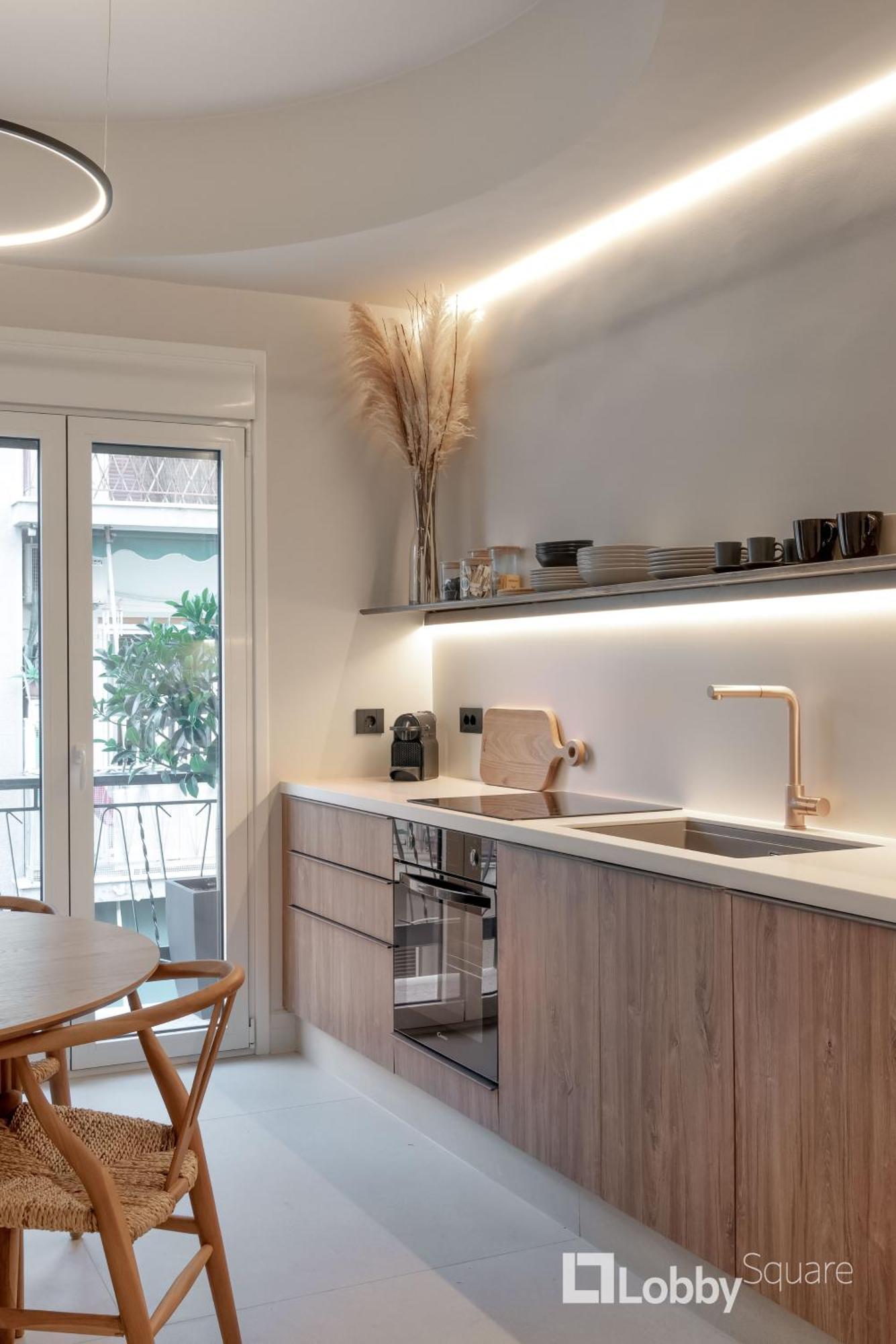 Muse Apartment By Lobbysquare アテネ エクステリア 写真